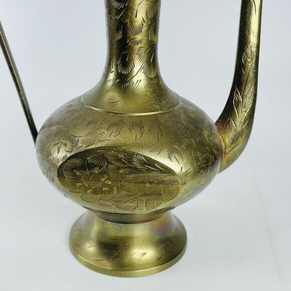Vintage Etched Brass Botanical Pitcher Ewer Tea Pot Hinged Lid Made in India 12" - Picture 9 of 12
